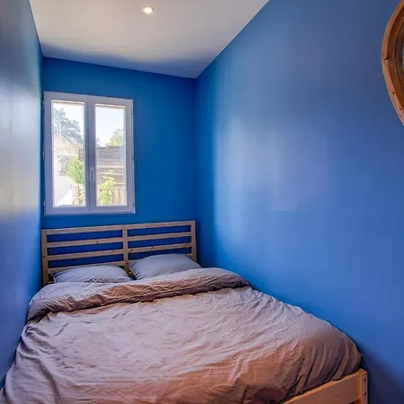 Charming Little Townhouse By The Sea Varaville