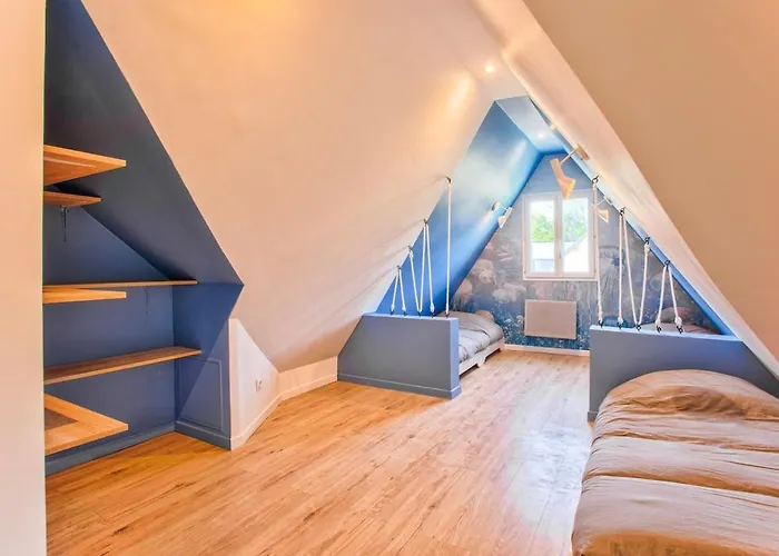 Charming Little Townhouse By The Sea *