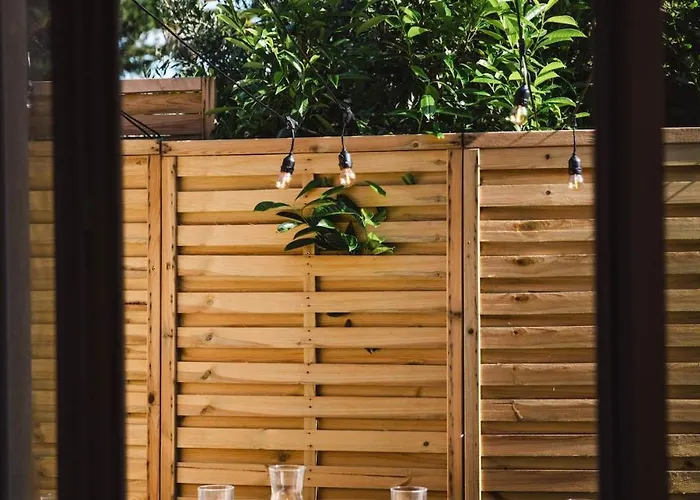 Charming Little Townhouse By The Sea Holiday home *