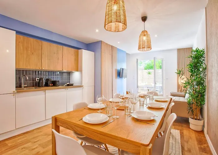 Charming Little Townhouse By The Sea * Varaville